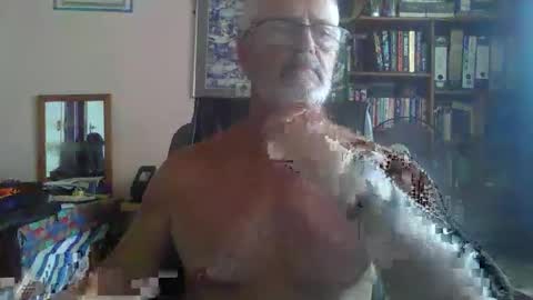 Bobbgud online show from April 18, 9:11 am