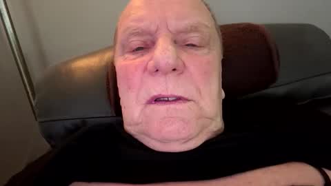 bobbiesucks69 online show from October 27, 4:18 pm