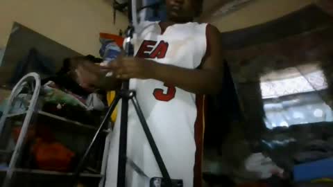 bobby_hottie online show from July 6, 4:42 am