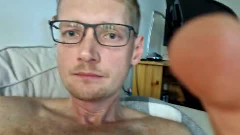 bobbywasyl1991 online show from March 14, 2:43 pm