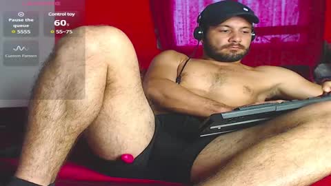Snapshot of body_xxx chatting on December 4, 11:13 am body xxx online show from December 4, 11:13 am