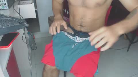 Snapshot of body_xxx chatting on February 22, 8:18 am body xxx online show from February 22, 8:18 am