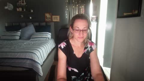 Snapshot of boeslaboes chatting on December 26, 7:24 am Ningifun couple online show from December 26, 7:24 am