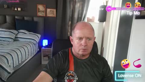 Snapshot of boeslaboes chatting on September 21, 5:44 am Ningifun couple online show from September 21, 5:44 am