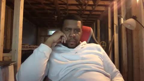 Bogarcon234 online show from October 9, 6:24 pm