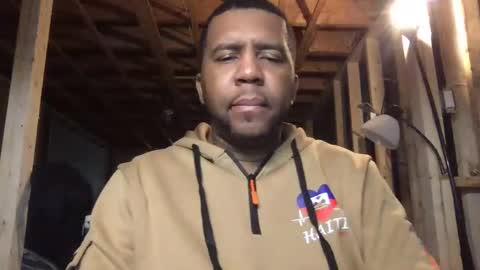 Bogarcon234 online show from October 16, 6:07 pm