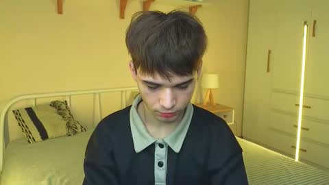 ALEXPVT IS OPEN online show from February 8, 3:21 am