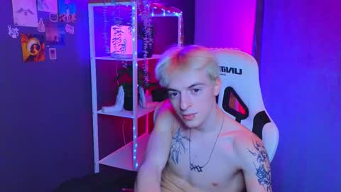 ALEXPVT IS OPEN online show from February 13, 9:28 pm