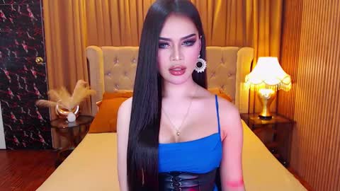 bombshellanita online show from October 4, 6:39 pm
