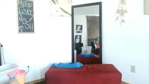 BombshellBaeby online show from March 5, 4:49 pm