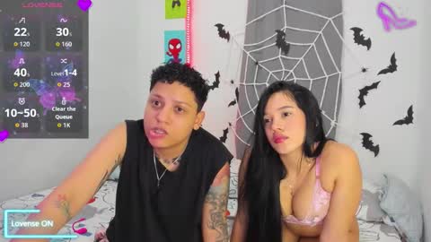 bombon y bellota online show from October 9, 4:51 am