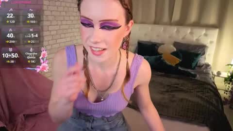 Karen online show from October 19, 6:12 pm