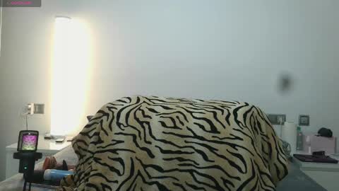 Lucy online show from March 28, 8:38 am