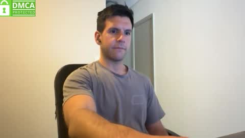 Snapshot of bondi333 chatting on October 3, 3:04 am Bondi online show from October 3, 3:04 am