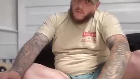 boner4you1994 online show from May 17, 3:27 am