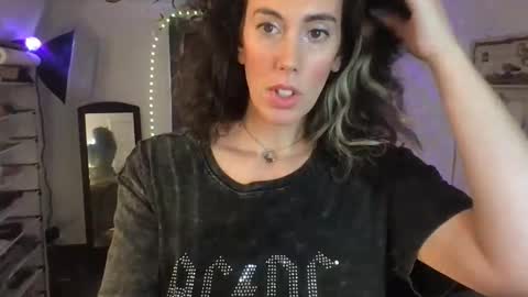 Bonnie online show from January 14, 8:26 pm