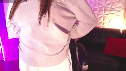 bonnali_lune online show from July 25, 4:43 am