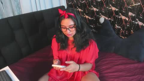 Bonnie online show from September 18, 3:43 am