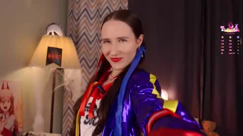 Emma online show from October 31, 1:17 am