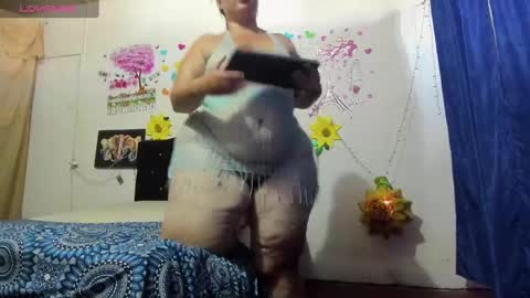 Snapshot of bonnyy26 chatting on January 18, 8:09 pm bony online show from January 18, 8:09 pm