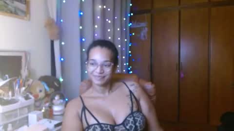Queen Bon Vivantt online show from January 20, 2:43 am