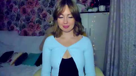 Snapshot of bonybenessy chatting on January 4, 7:23 pm Mira online show from January 4, 7:23 pm
