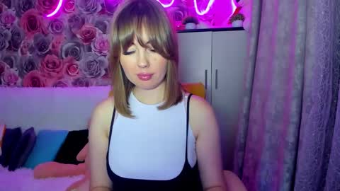 Snapshot of bonybenessy chatting on February 22, 9:15 pm Mira online show from February 22, 9:15 pm