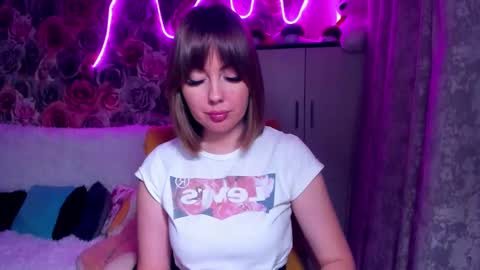 Snapshot of bonybenessy chatting on March 12, 10:17 pm Mira online show from March 12, 10:17 pm