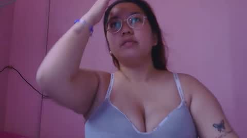 MommyMarie-Singlemom of 2. online show from May 24, 3:14 am