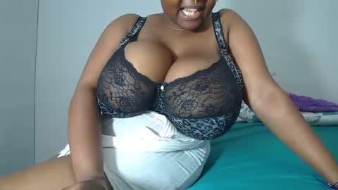 Snapshot of boobygoddessxxx chatting on January 17, 8:55 pm boobygoddessxxx online show from January 17, 8:55 pm