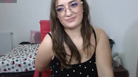 Snapshot of boom_lora chatting on December 21, 8:07 am Boom Lora online show from December 21, 8:07 am