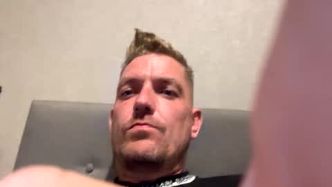 Snapshot of boomfxx1985 chatting on September 17, 9:07 pm boomfxx1985 online show from September 17, 9:07 pm