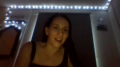 boosam748292 online show from May 18, 4:29 am