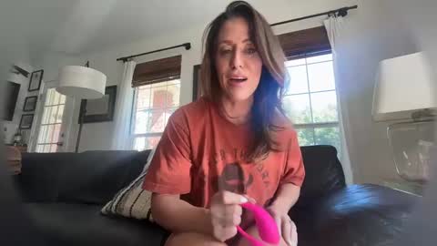 Josie online show from October 13, 6:54 pm