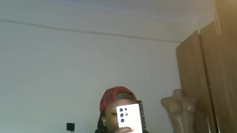 vee online show from December 14, 8:42 am