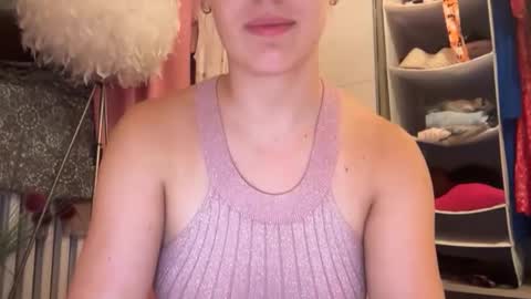 bootyqueenvictoria20 online show from September 22, 8:24 pm