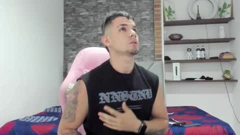 booyhott_ online show from February 22, 8:33 pm