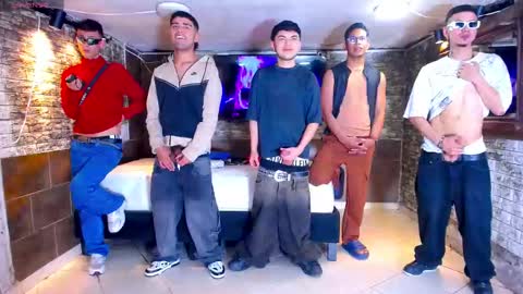 THOMAS AND DAMIAND online show from September 23, 4:50 am