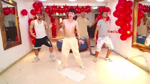 THOMAS AND DAMIAND online show from February 13, 7:13 am