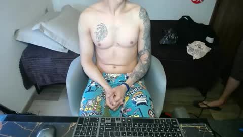 Snapshot of bossking019 chatting on February 16, 1:49 pm bossking019 online show from February 16, 1:49 pm