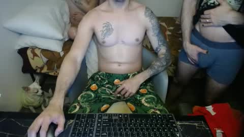 Snapshot of bossking019 chatting on January 27, 11:33 pm bossking019 online show from January 27, 11:33 pm