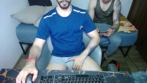 Snapshot of bossking019 chatting on March 12, 10:39 pm bossking019 online show from March 12, 10:39 pm