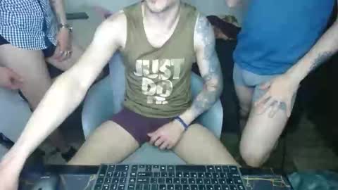Snapshot of bossking019 chatting on February 28, 1:26 am bossking019 online show from February 28, 1:26 am