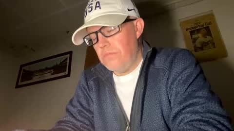 bostonirish45 online show from April 17, 4:04 am