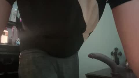 CollageBottomBoi3000 online show from January 30, 1:00 am