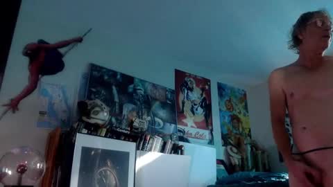 Bottomboo7 online show from September 30, 12:37 pm