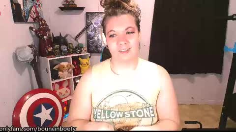 Snapshot of bouncinbooty chatting on March 11, 3:47 am Pumpkin Butt online show from March 11, 3:47 am