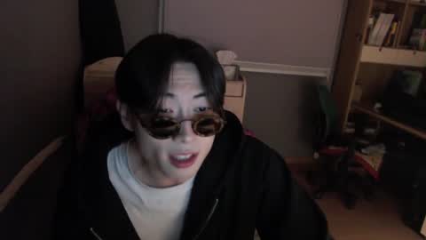 boxman556990 online show from February 12, 8:40 pm