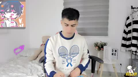 Aaron online show from April 16, 8:31 pm