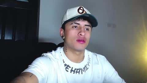 boy_nauthy online show from January 17, 2:43 am